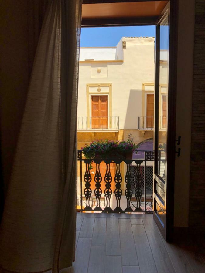 مبيت وإفطار مازارا ديل فالو Isolabella المظهر الخارجي الصورة
